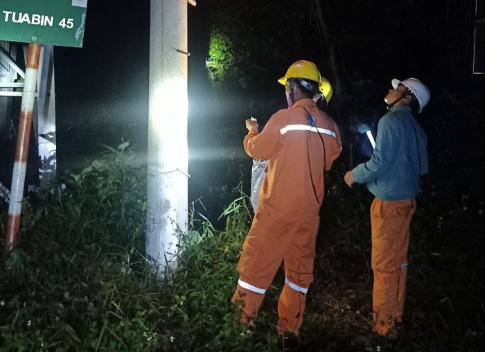 Điện lực Ea H’Leo tăng cường công tác kiểm tra, giám sát hợp đồng mua bán điện trong mùa khô